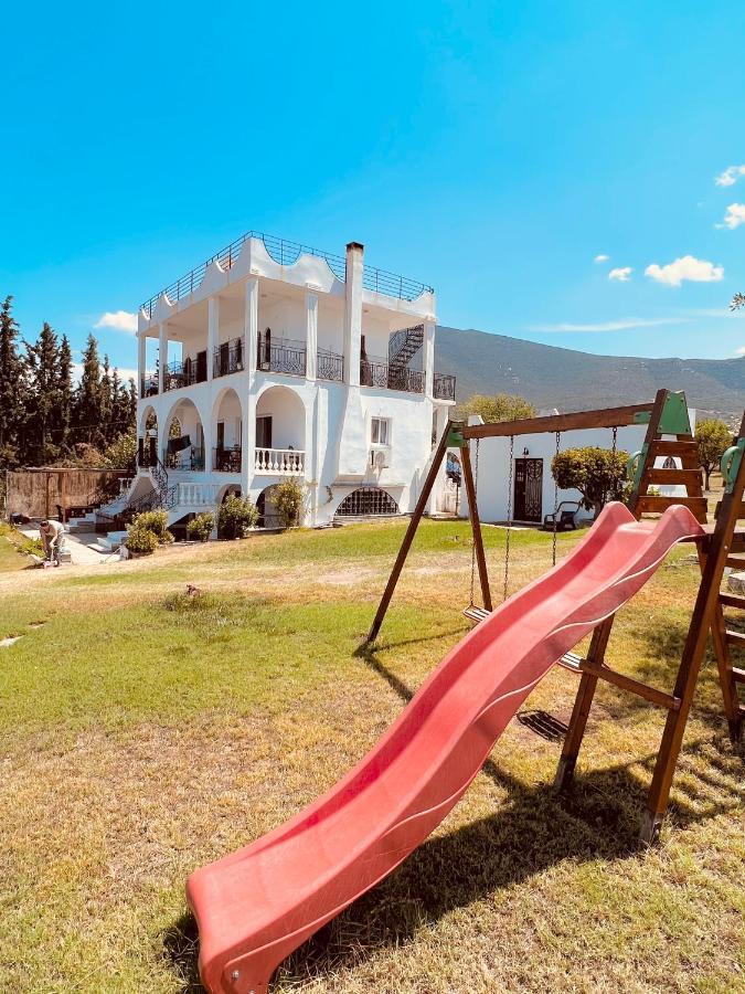 Apartmán Magic House At Halkida 1M From The Beach! Chalkís Exteriér fotografie